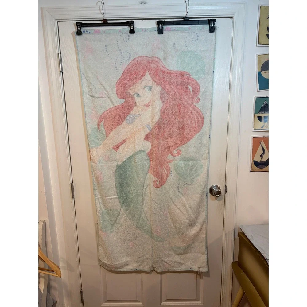 Disney Store Little Mermaid Ariel Beach Towel Cotton Pastel Green Cotton 55x29